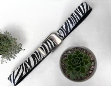 Cargar imagen en el visor de la galería, Cinturón Amapola Cebra